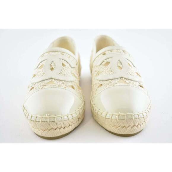Chanel 20S Beige Ivory Patent Leather CC Logo Espadrille Slip On Ballet Flat 38 - Picture 8 of 9